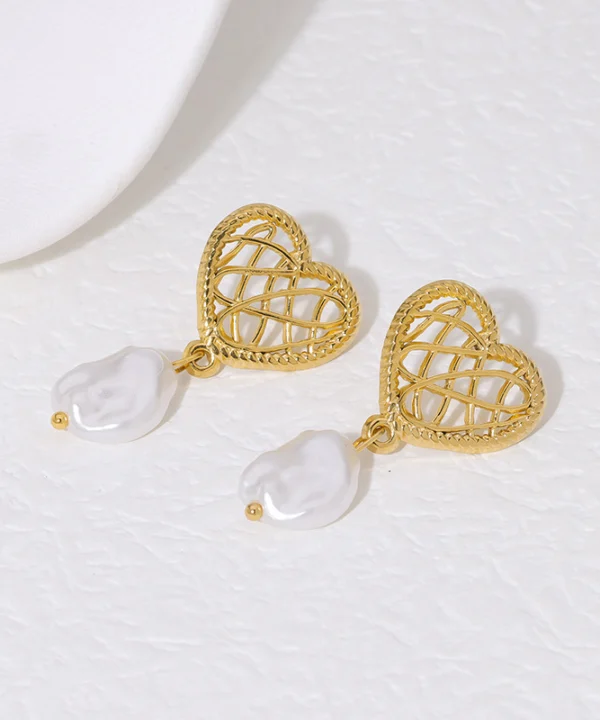 Pearl Heart Earrings
